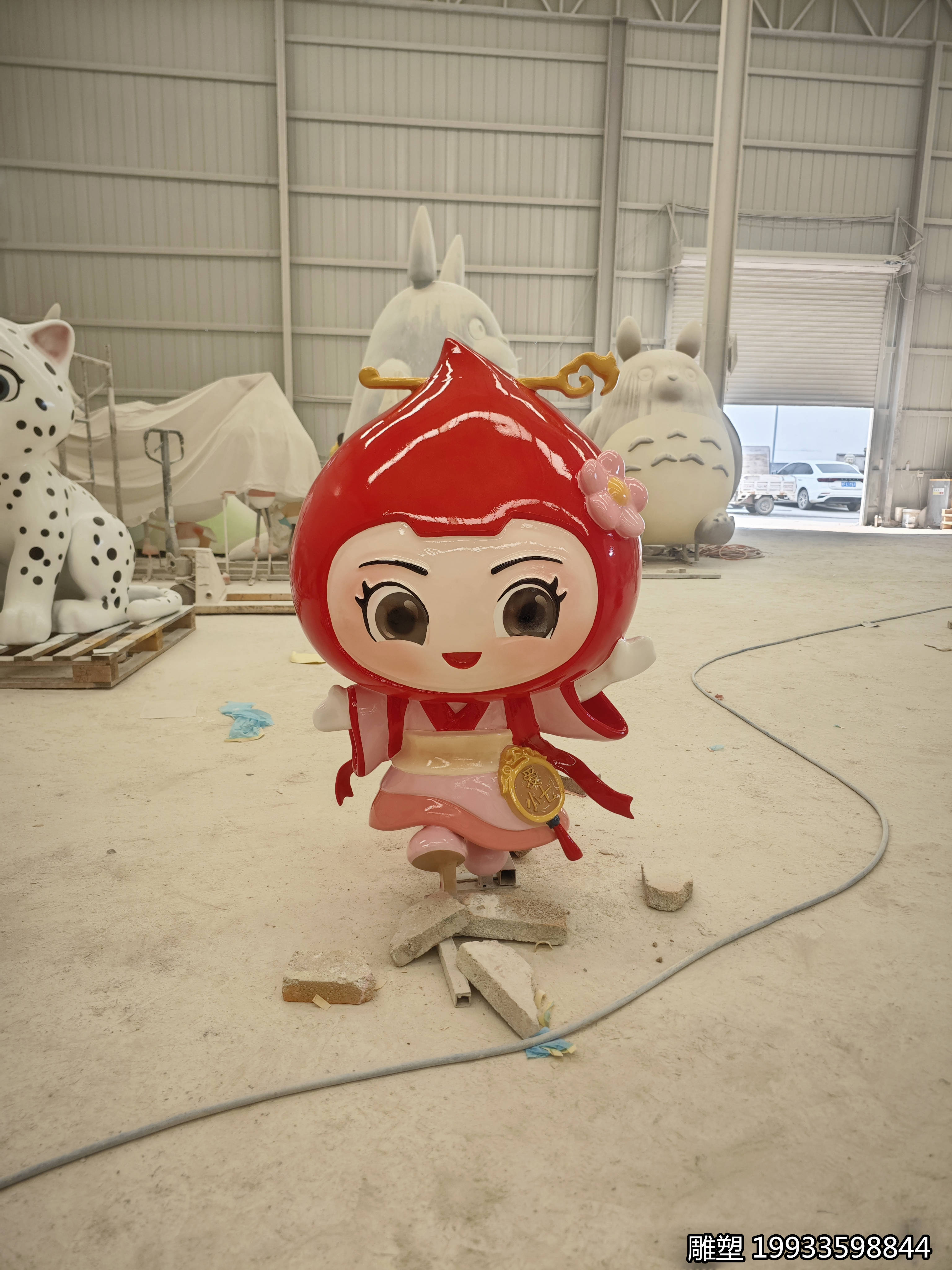 |凯发体育下载手机端下载玻璃钢卡通摆件景观雕塑 户外仿真创意