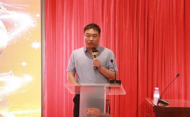 |k8凯发官方客户端下载第二届金马军事钢雕艺术节燃情绽放、圆